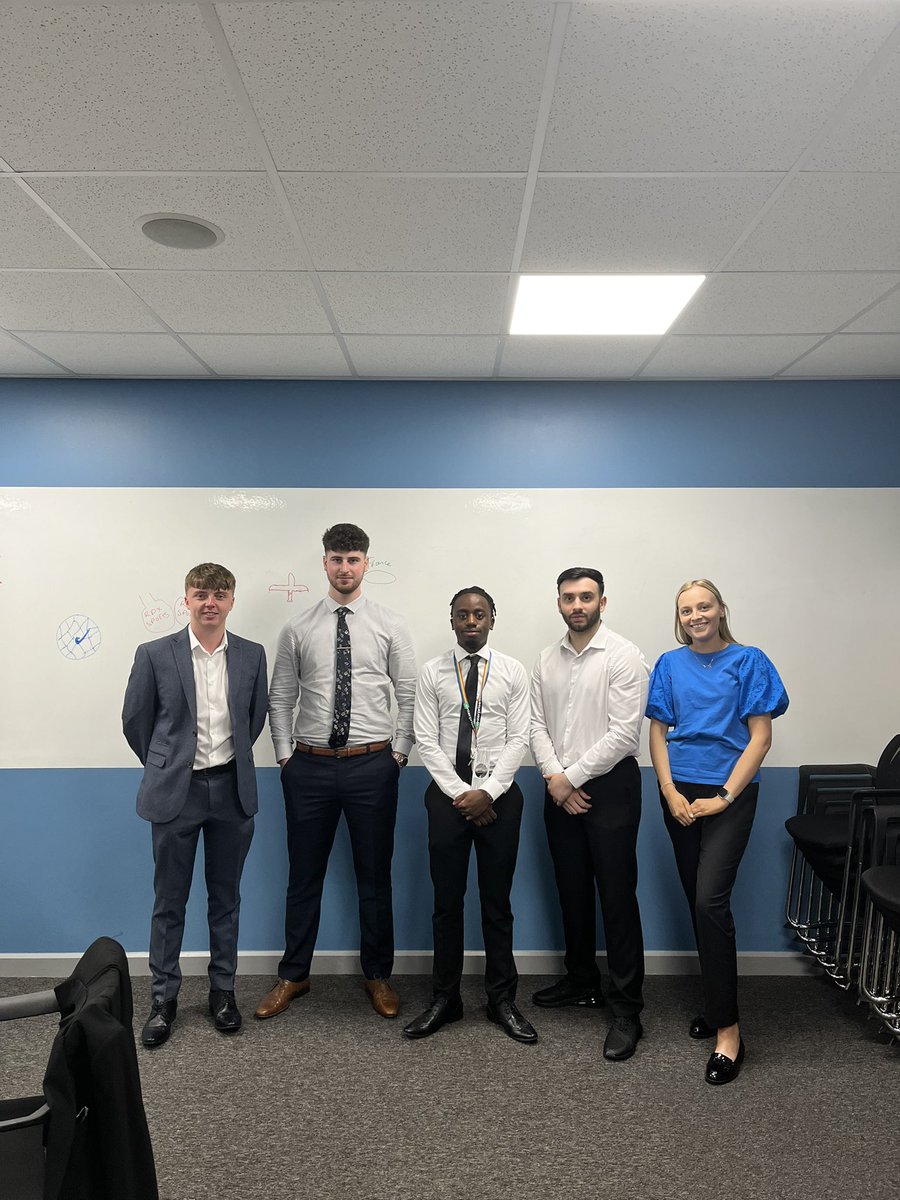 Holly Shaw tweet media