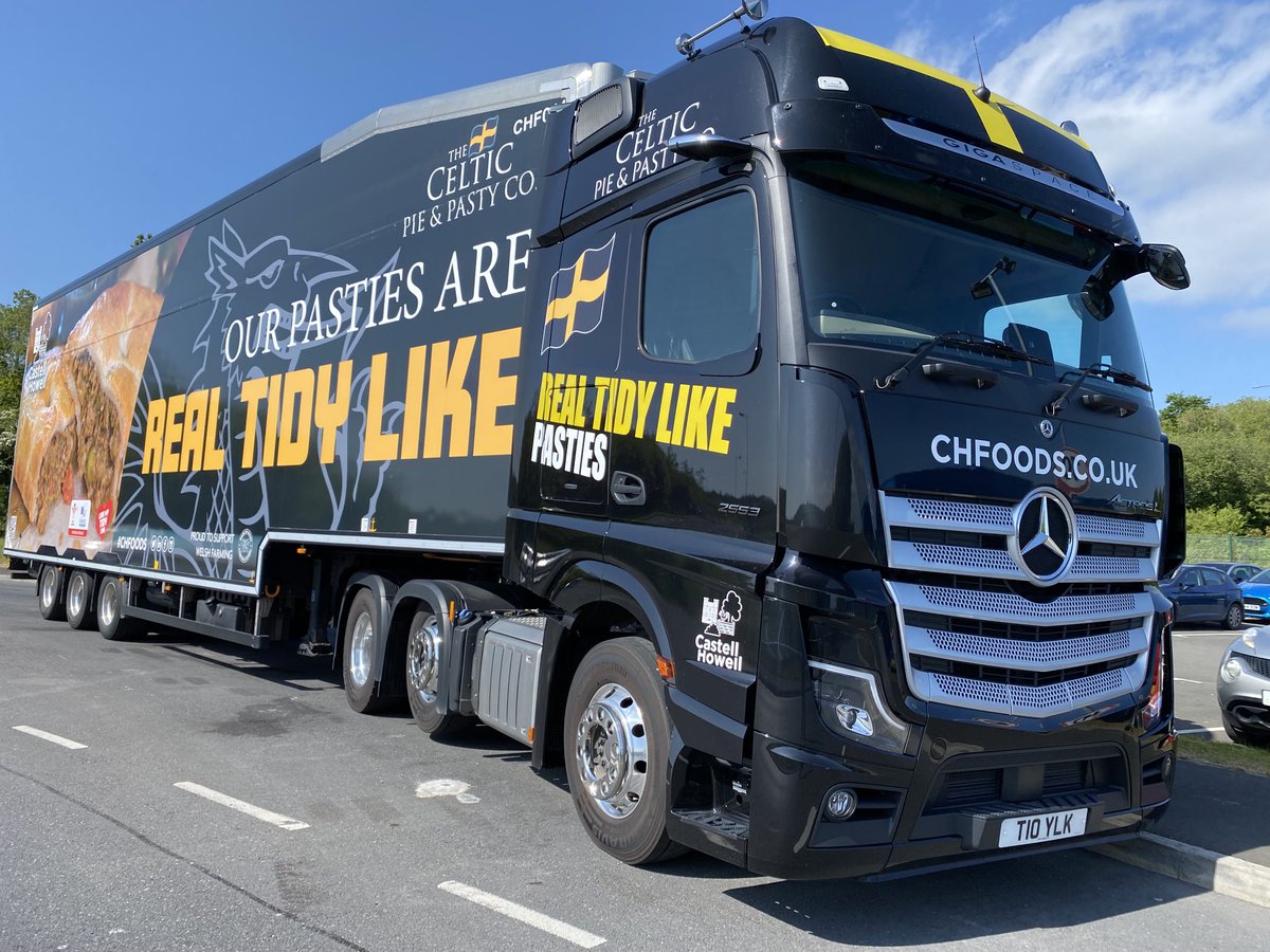 #Castell Howell#Real Tidy Like Pasties#Euro Commercials#New Actros big thanks to Castell Howell for the order 🙏👍🤓🥟