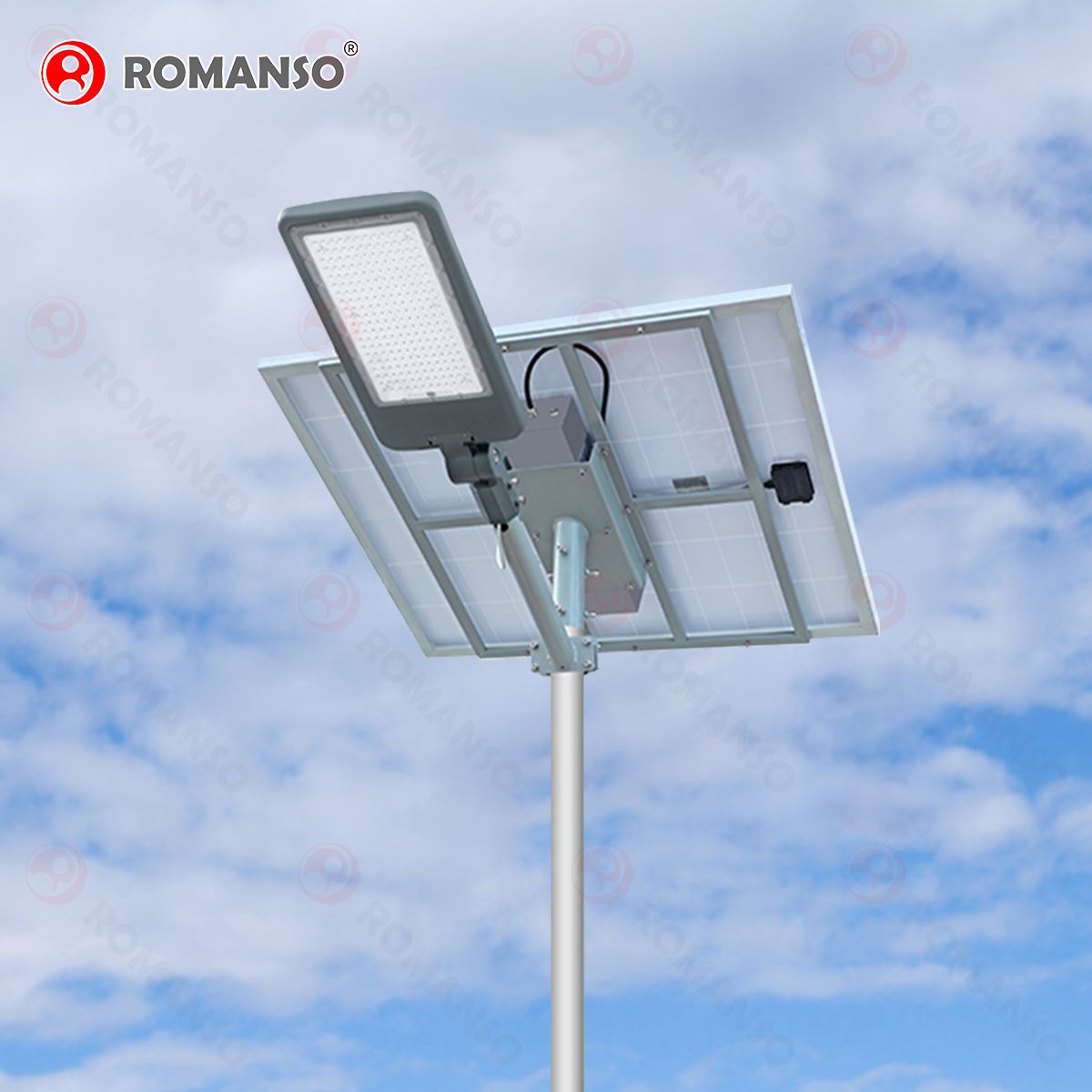 ROMANSO_LED's tweet image. #led #outdoor #ledstreetlight
romanso.com
The features of this solar street light is a semi-split design. The light engine and battery are built right into the LED fix