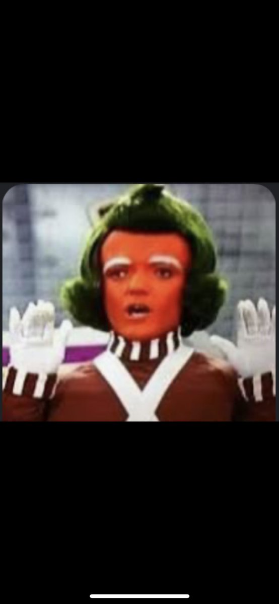 robertelam1's tweet photo. @cotupacs You know he’s got his favourite wig at home. https://t.co/ImyfEawfEp