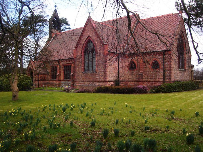 It’s a busy week for us, yesterday we recorded string quartets by #AdamGorb @Rhonaclarke11 and #mortenlauridsen at the lovely St Elizabeth’s church in Ashley for #DivineArtsRecords Thanks to #JulianBryan and also producer #StevePlews Now off to north Norfolk! ☀️🎶@leonbosch