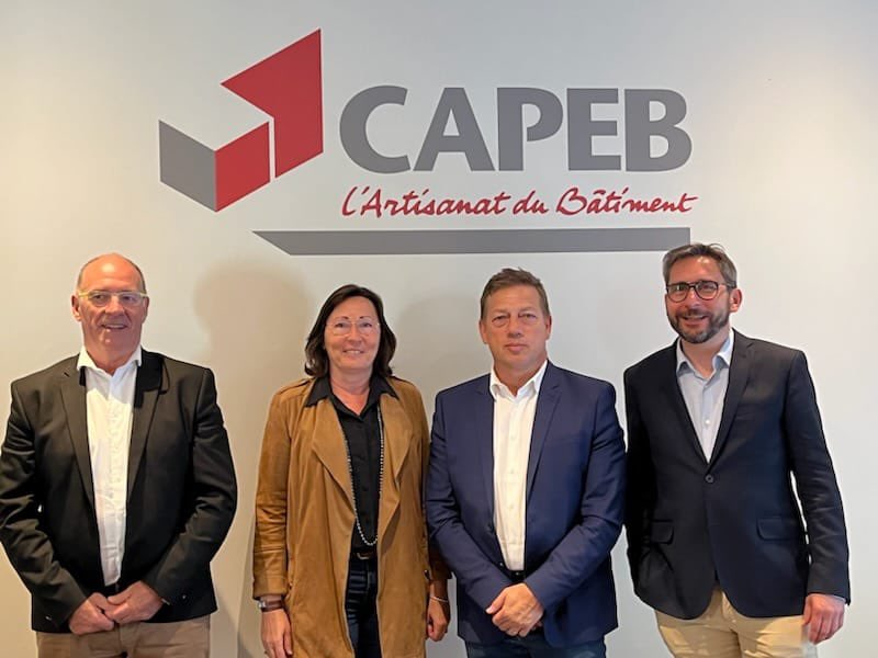 Rencontre ce matin avec la présidente et le vice-président de la <a href="/FdmcActu/">FDMC</a>. L’occasion d’échanger sur la #REP, la #rénovationénergétique, la hausse des prix des #matériaux et de s’engager à travailler davantage ensemble.