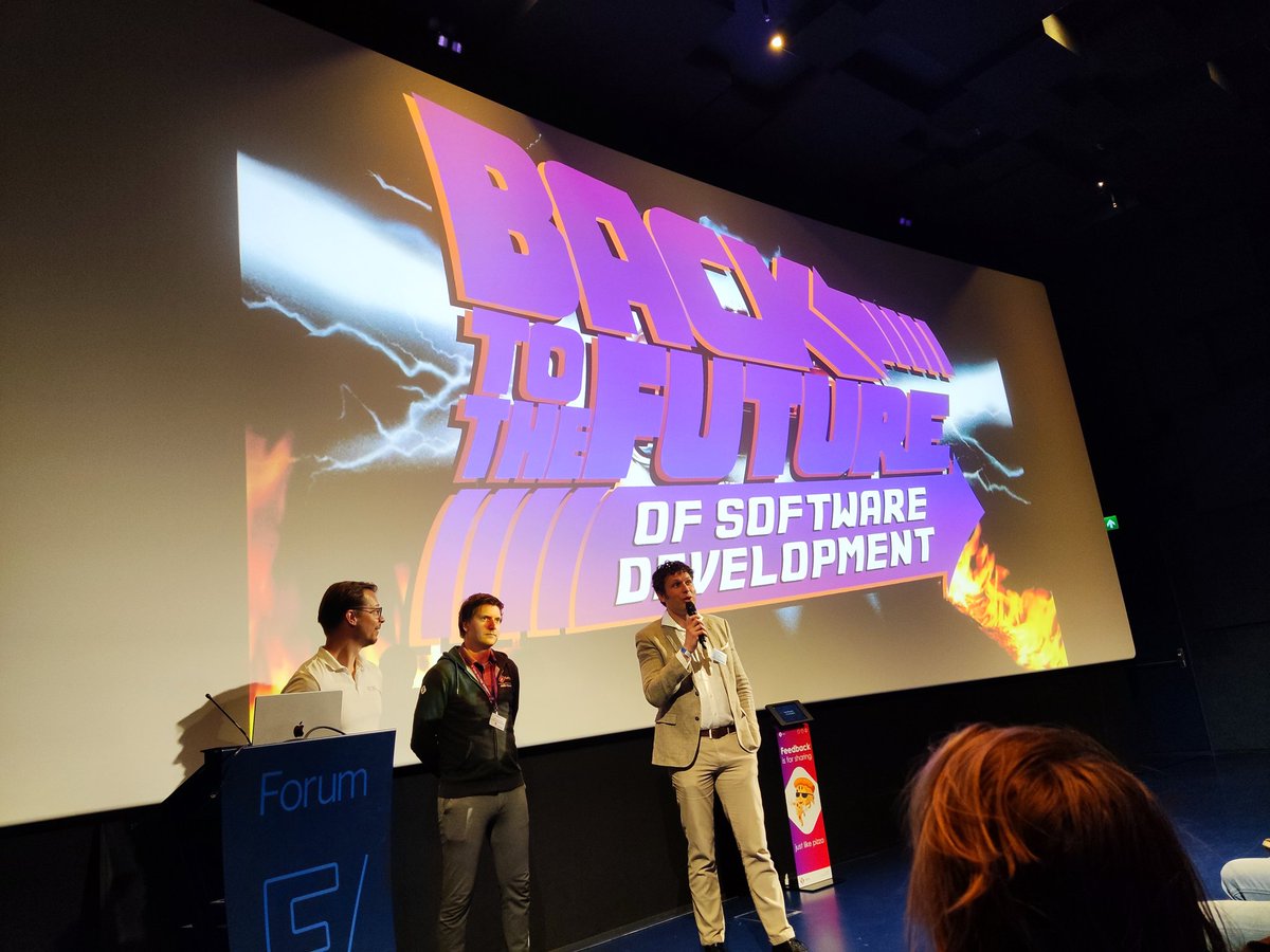 PyGrunn's tweet photo. @svenvintges / #Stekz and Jelle Klaver / #Satys about 'Back to the future of software development'
#softwaredevelopment #PyGrunn 11 #ai #future #software #MyStekz #Python https://t.co/47jNRGj6fp