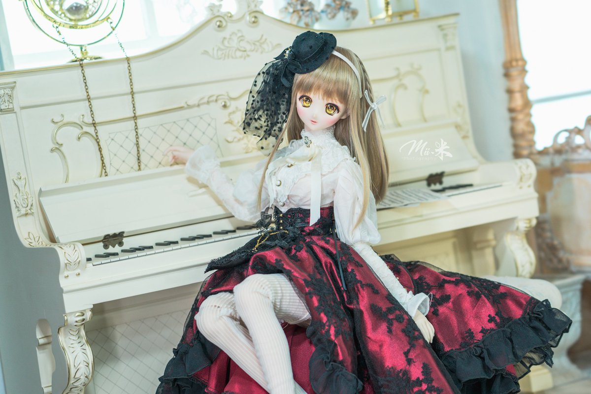 'Allow me to serenade you with a melodious tune, my love.'
#喵屋 #DollfieDream