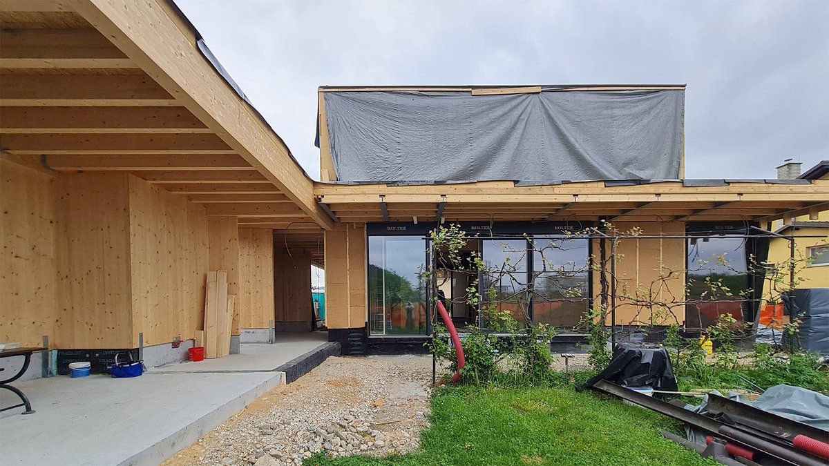 gartner_arch's tweet photo. A beautiful wooden family home is growing in Podgorica, just a step away from Ljubljana. 😊
https://t.co/twUQ4o2nRj
#architecture #homedesign #house #view #construction #BIM #contemporary #modernarchitecture #hiša #wood #terrace #garden #home #IQwood https://t.co/1JmTo2SiR1
