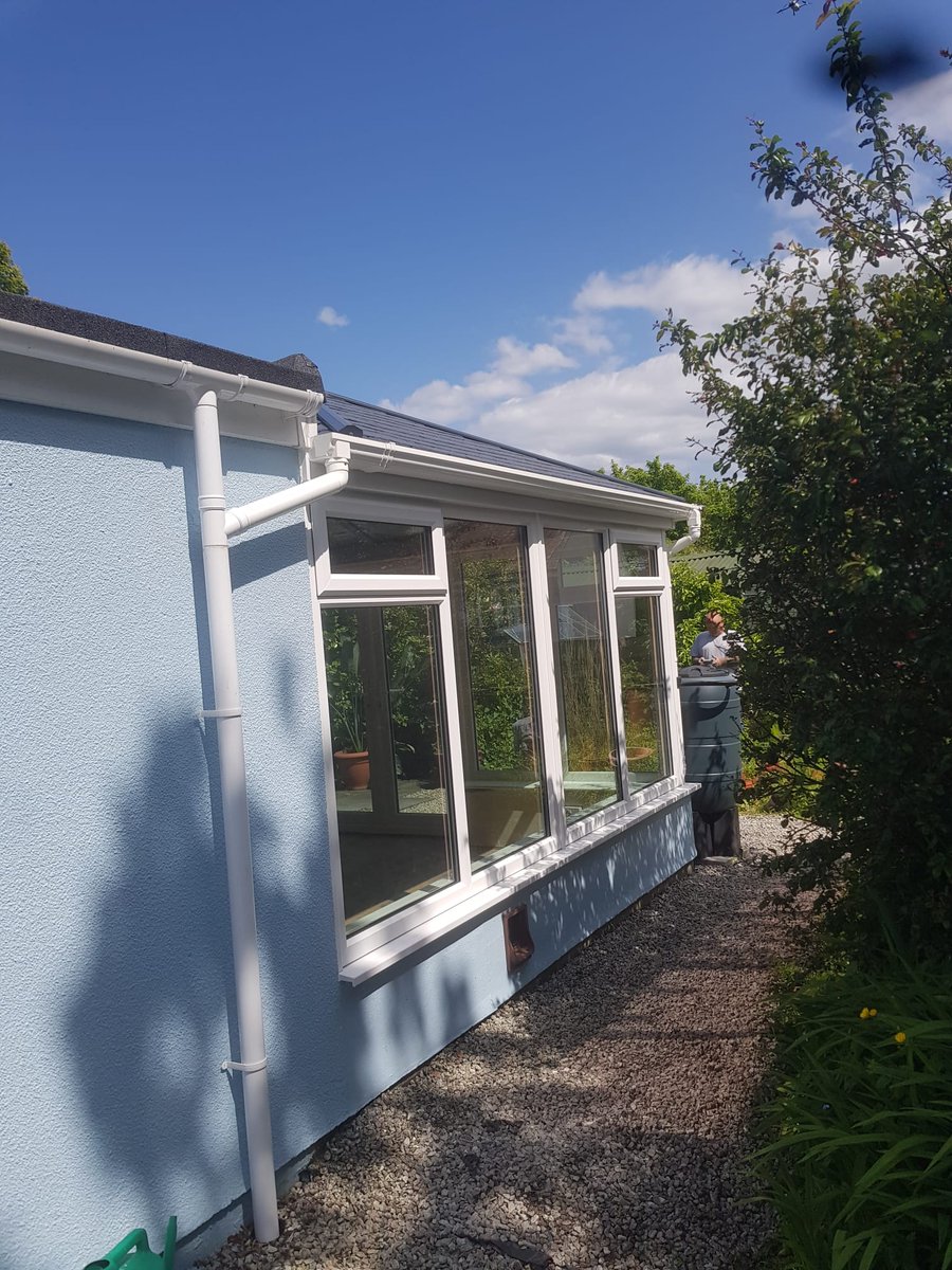 RealisticPVCu's tweet photo. This stunning conservatory refurbishment was carried out recently by Matt and Chris for clients in Tregony, Cornwall, we are currently waiting on the electrician to do the 1st fix before getting Bryan back to do the plastering. 
 
#ultraroof #Tregony #Cornwall https://t.co/1tOpb2UJ5k