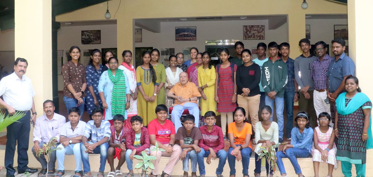 28 excited #school students met their favourite scientist &amp; father of #GreenRevolution - Prof MS Swaminathan today! 

They also interacted with <a href="/msswaminathan/">M S Swaminathan</a>, sharing aspirations &amp; future plans 

The #students are with the Every Child A Scientist Summer Course <a href="/mssrf/">MSSRF</a> #Chennai