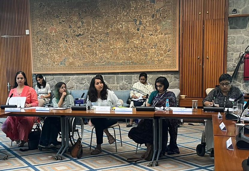NIUA_India's tweet photo. Action points from 'Reimagining Urban Frameworks from the Lens of Gender &amp; Disability Inclusion' session by #BASIIC_NIUA @UNinIndia &amp; @C20EG
🟢Inclusive policies on procurements &amp; budget
🔵Localizing implementation process to ward level 
🟣G&amp;D courses in schools &amp; colleges https://t.co/dRIrBZYUbV