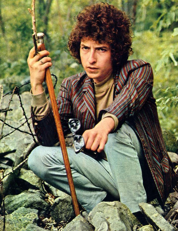 Bob Dylan is out on in the forest, Woodstock, 1966. 📸: Frank Dandridge. #BobDylan #Dylan