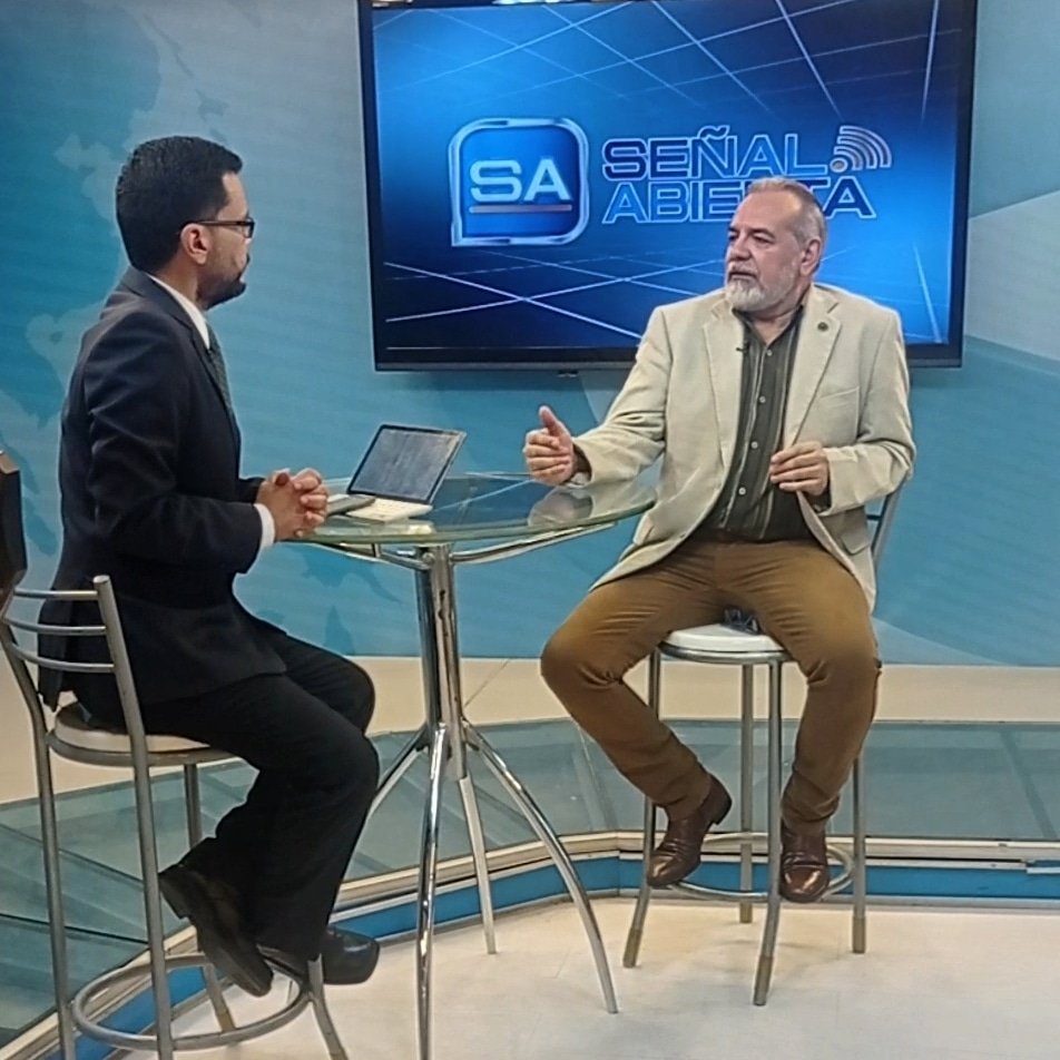 unagandes's tweet photo. Hoy en Venezuela tenemos un productor agropecuario que decidió asumir su trabajo con criterio empresarial y autogestor para enfrentar la indefensión, por eso es una necesidad la adhesión a los gremios en la búsqueda de fortaleza y seguridad, de allí nuestro lema "Unión y Acción". https://t.co/FLz7Cbw8iA