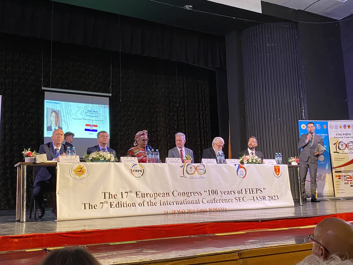 fiepcatalunya's tweet photo. Ahir va començar el #17thFIEPS European Congress a #Galati #Romania amb la participació de @turon_elia com a #FIEPSNewleader i @agusti_castillo com a delegat nacional de #Catalunya https://t.co/wx0nqW9VMW