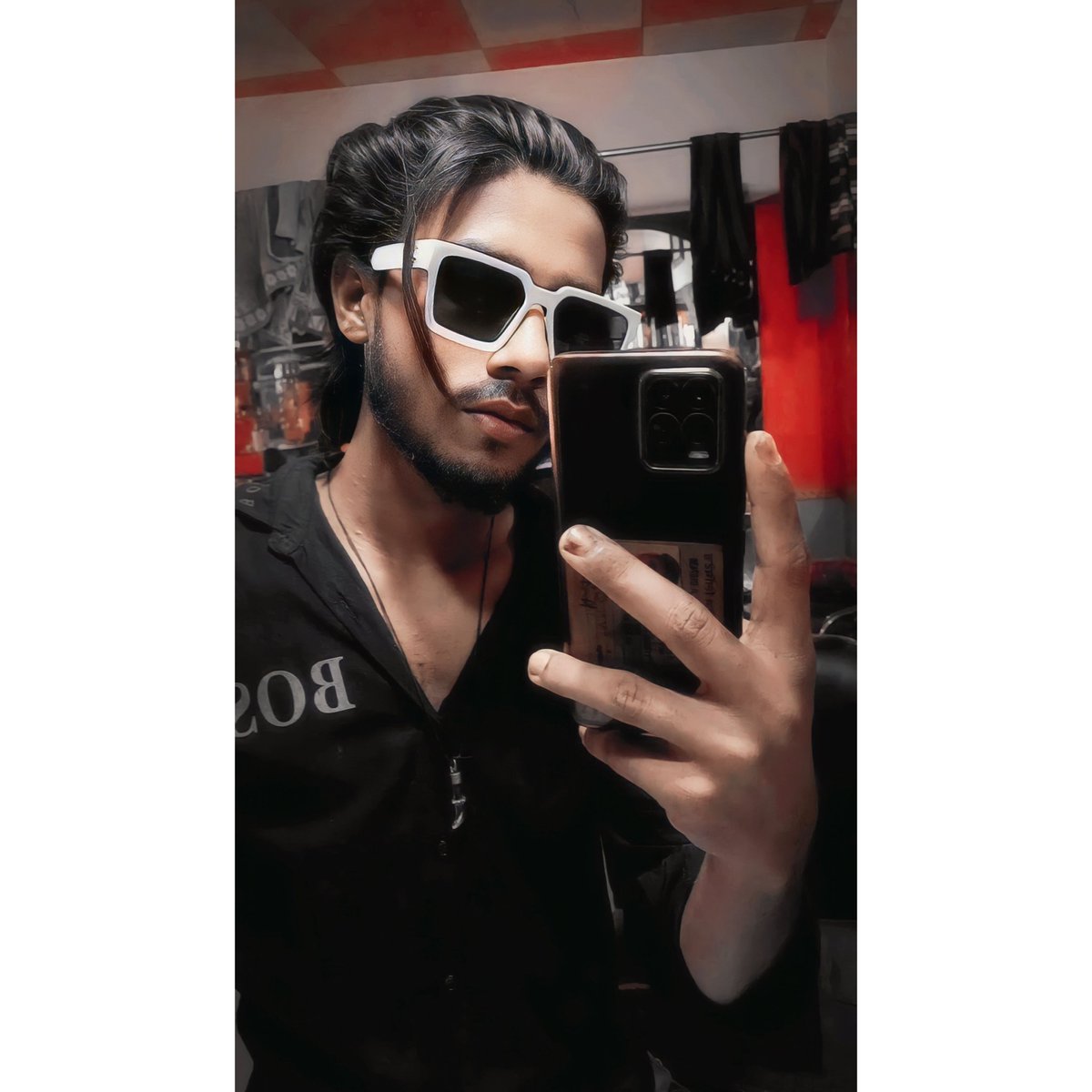 ski_king03's tweet photo. @ski_king03 #modal #love #pic #VIAL #iamsameerkhan https://t.co/dZgYofFrLi