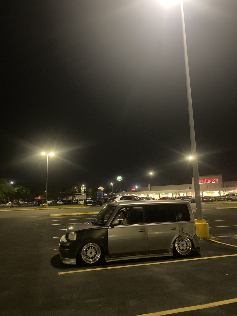 cloudzsweetz's tweet photo. night mobs hit different #staticmobz 💫 https://t.co/dfbT6mgZn4