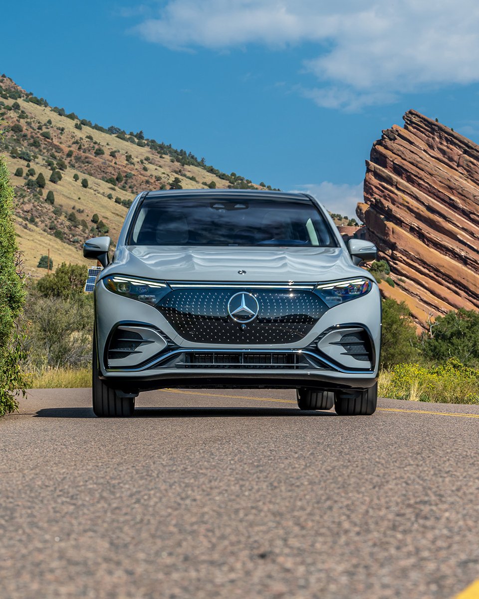 Der vollelektrische #EQSSUV von #Mercedes-EQ in der AMG Line hinterlässt einen bleibenden Eindruck. ⭐️

Wie gefällt euch der EQS SUV?

Jetzt konfigurieren!
👉 mb4.me/DeinEQSSUV_tw