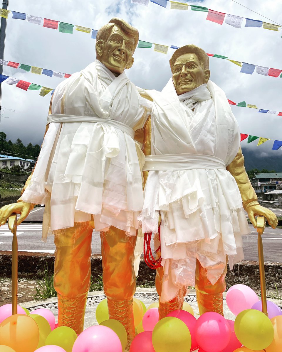 HelenClarkNZ's tweet image. Wonderful day in #Lukla #Nepal🇳🇵where statues of Sir Edmund Hillary &amp;amp; Tenzing Norgay were unveiled as part of celebrations for 70th anniversary of 1st ascent of #Everest on 29 May 1953. #everest70 @lisachoegyal