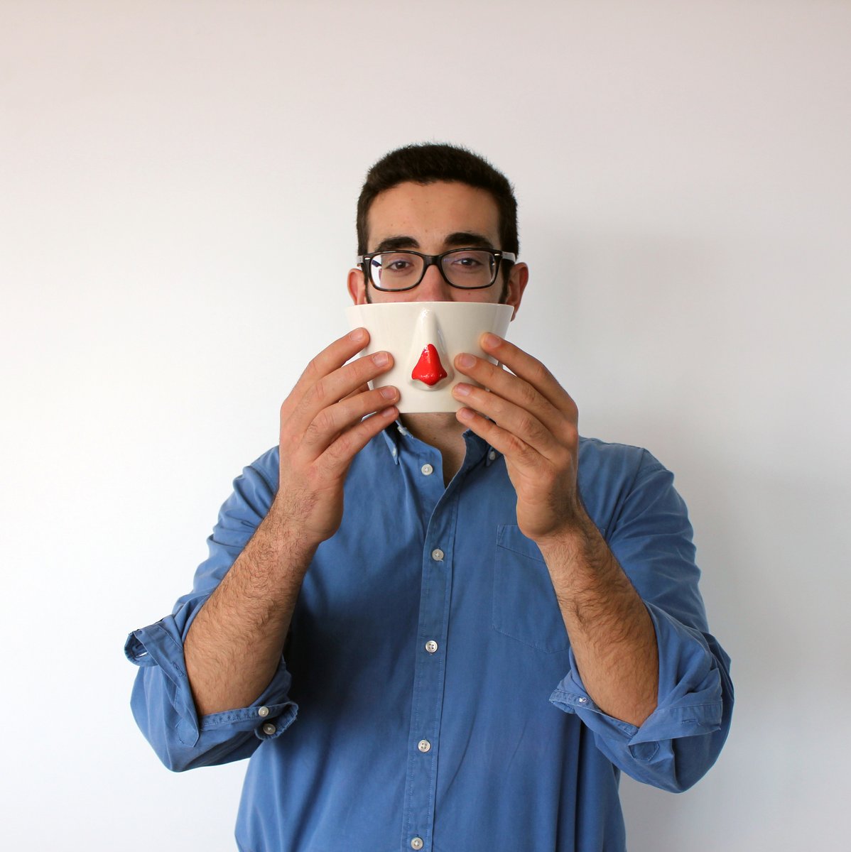 Happy Birthday, Pedro! May you enjoy your day surrounded by love, warmth and happiness🍰 Thanks for being Dedal 💛🌞Pedro designed our Naso 👃

#dedalpt #madetheheartway #madeinportugal #happybirthday #pedroagapito #naso #portugueseceramic #bestgift #bestpresent #melhorpresente