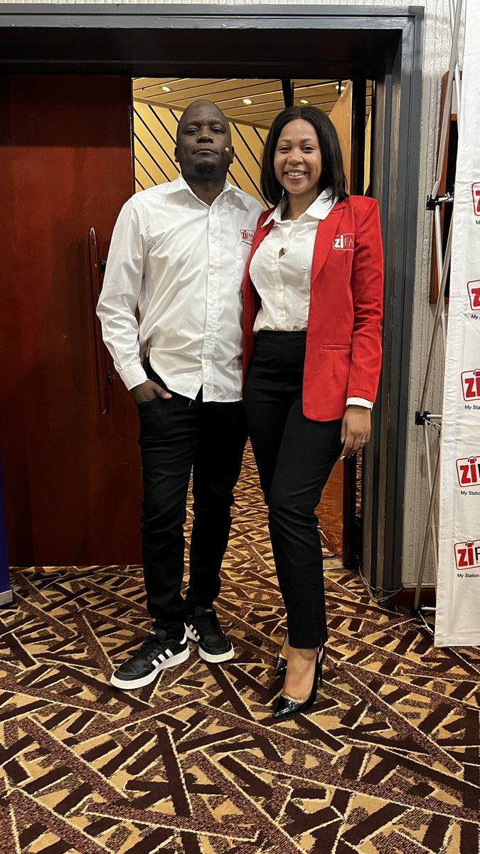 ZiFM Stereo tweet media