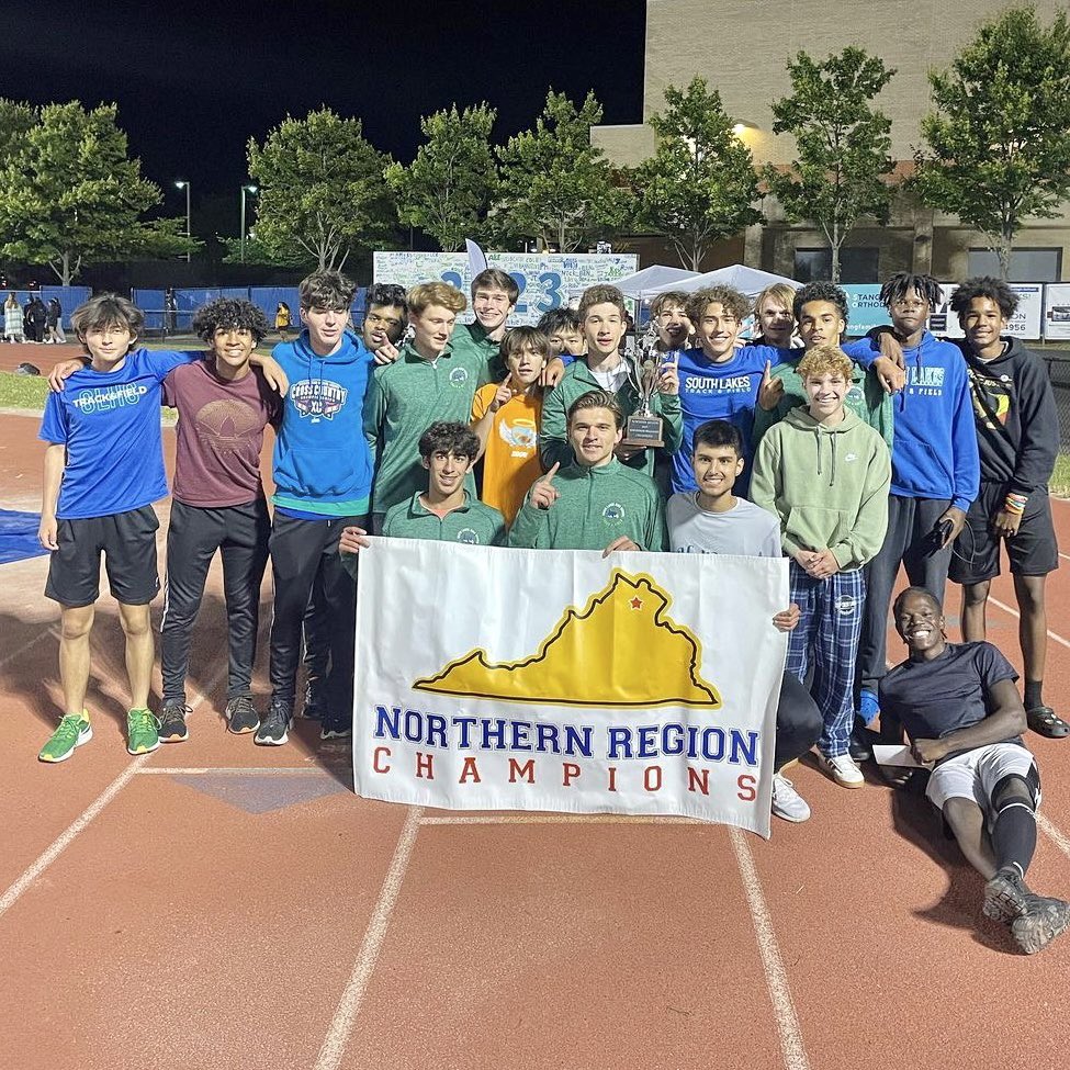 SeahawkBoosters's tweet photo. Exciting couple of days @southlakeshs stadium. Great scores along w many PRs &amp; TOP state performances 💚💙😤💨 Amazing work Seahawks!

Congratulations to our girls &amp; boys @southlakesxc  Northern Region T&amp;F Champions 🏆🥇🥈🥉

#seahawkproud💚💙💯 #statesnext 
Media: @SeahawkSports https://t.co/t5vOloMwiU