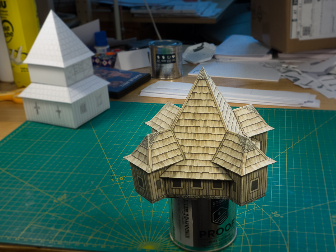 Papi3rschnitz3l's tweet photo. Castle Falkenstein tower top module ... first test build. Pretty happy, just have to optimize the build process a little bit.
#DnD #ttrpg #tabletopgaming #papercraft #wargaming https://t.co/TeK03vpfM9