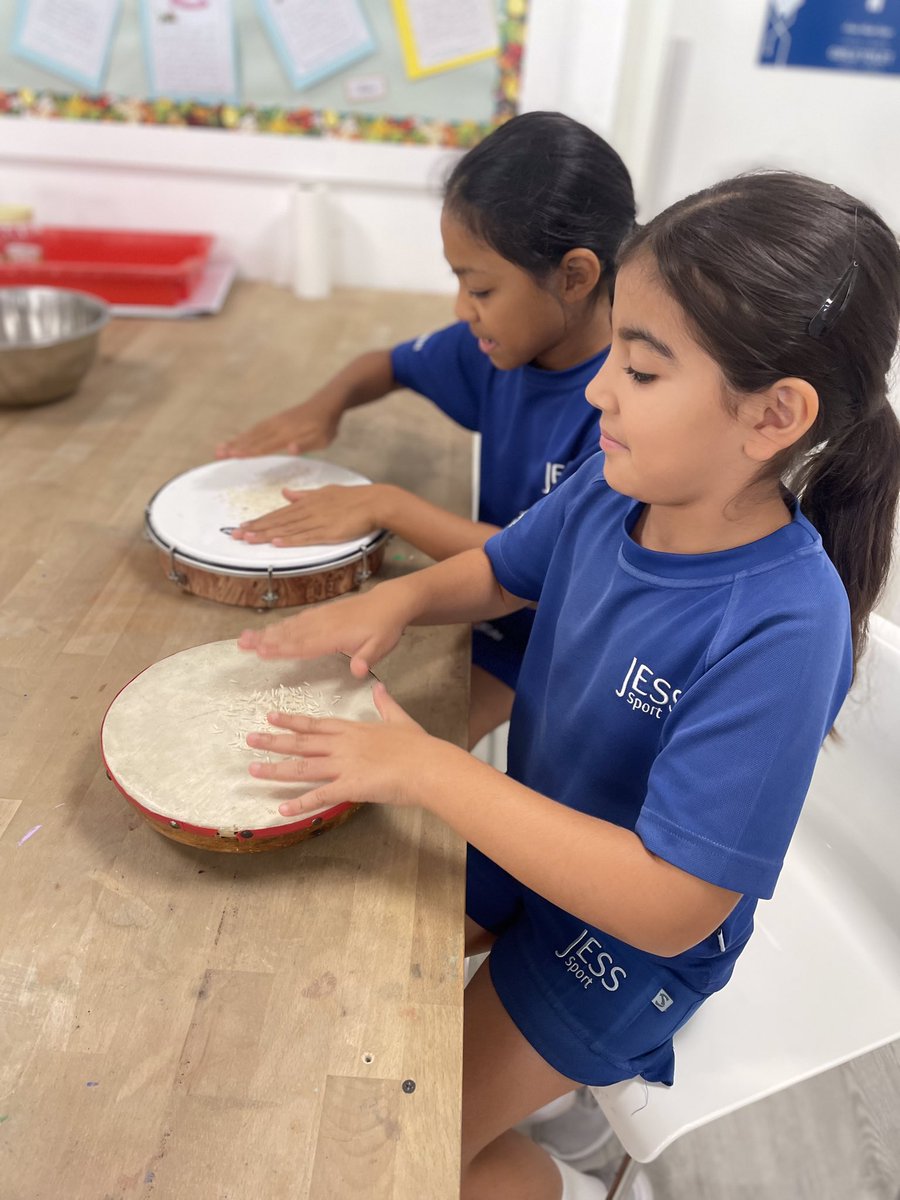 Year 4 have loved making lots of noise and discovering how sound can travel through different mediums and materials. Check out the pictures to prove it! #JESSPriScience