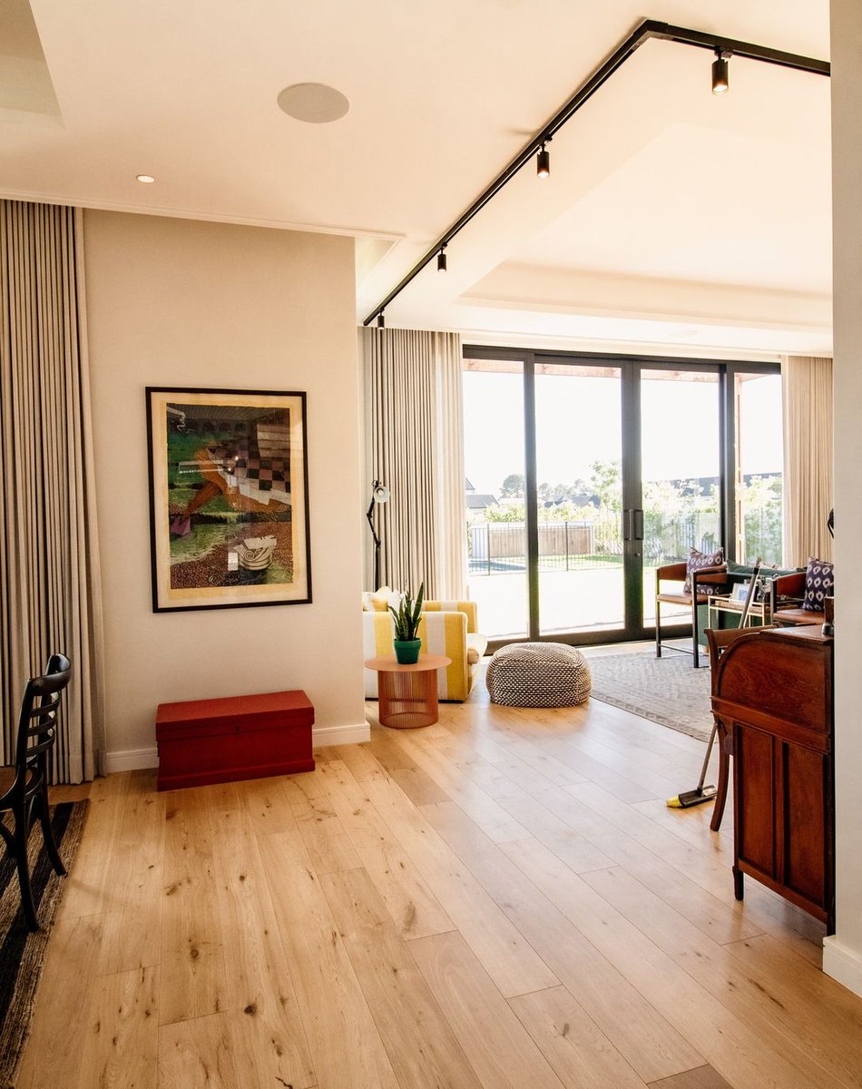 trysquarefloors's tweet image. #repost
Product name: Natural Oak

For your wood floor needs, call us at +91 98446 29430, or at +91 90293 42342 (Western India) or visit trysquare.com
#trysquareflooring #trysquareflooringbanglore #naturaloak  #interiordesign  #kitchendesign #homedecor #woodflooring