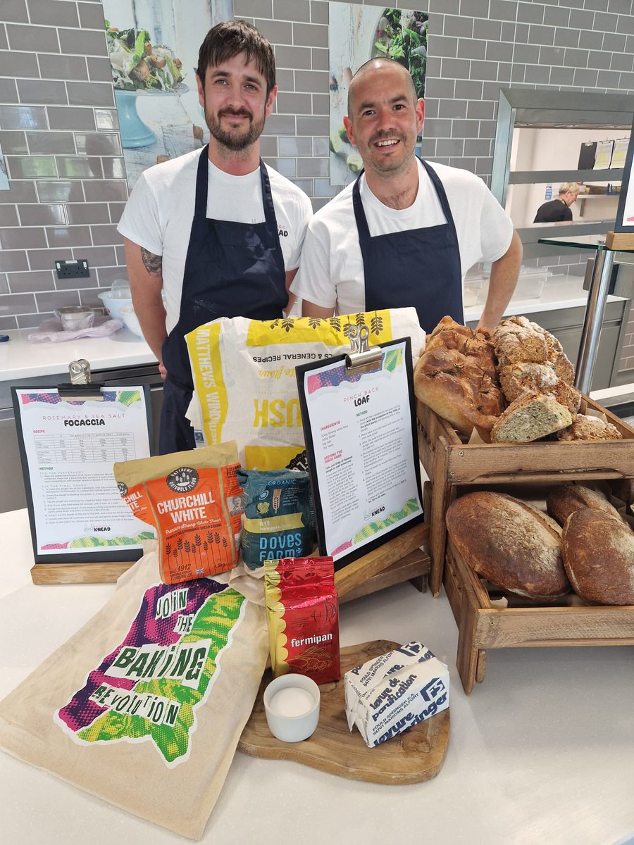 Bschefacademy's tweet photo. Feeling the love in the central region with a #ProjectKnead masterclass yesterday afternoon, headed up by bakers Tom & Andy👨🍳👩🍳
#obsessedaboutfood #fuelyourindividuality #baking #craft #community #baxterstorey https://t.co/HVoOLTzo8P