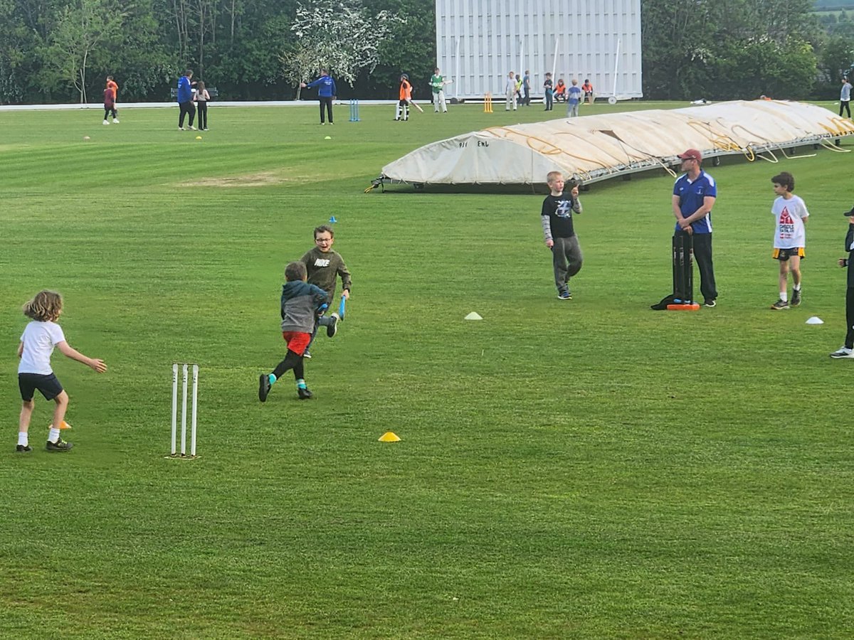 🧡This Friday night we are honoured to be supporting Freddie’s Future. 

Freddie is a wonderful member of our U9s and was sadly diagnosed with Ewing Sarcoma in November 2019, aged just 6. A true fighter, he has already been through months of treatment.