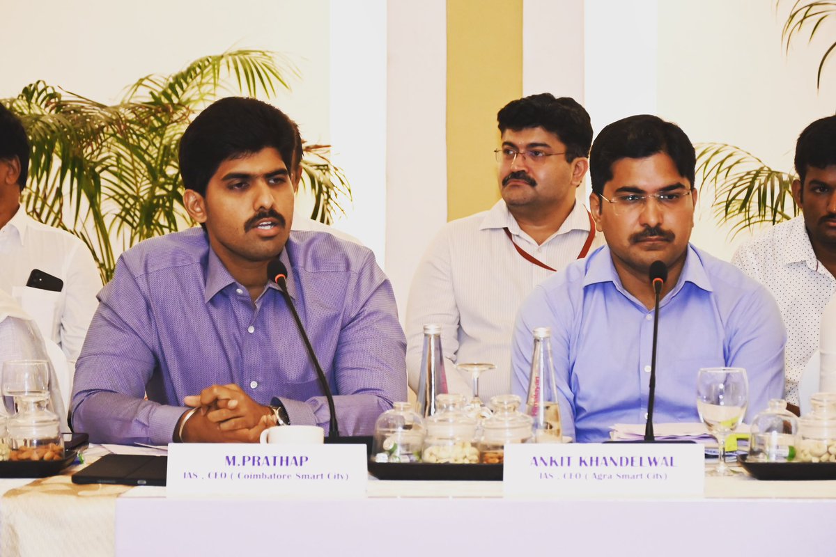 Got an opportunity to present Smart city works of @CbeCorp to Parliamentary committee on Housing and Urban affairs!! Only 5 cities all over India had been selected to represent the mission.. #SmartCities #MoHUA #Urbanisation #tamilnadu #ias #agra #surat #panaji #indore
