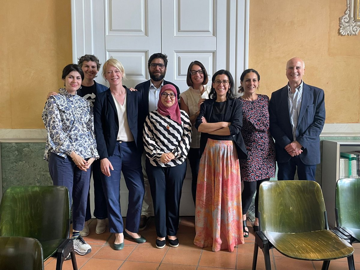 What a thrill to discuss #Iraq’s history and contemporary politics alongside @RubaAlHassani @tholensimone @ruthsantini @IreneCostantini @martina_upp @MosulEye, Daniela Pioppi and.. Charles Tripp in beautiful #Naples @UniOrientale.