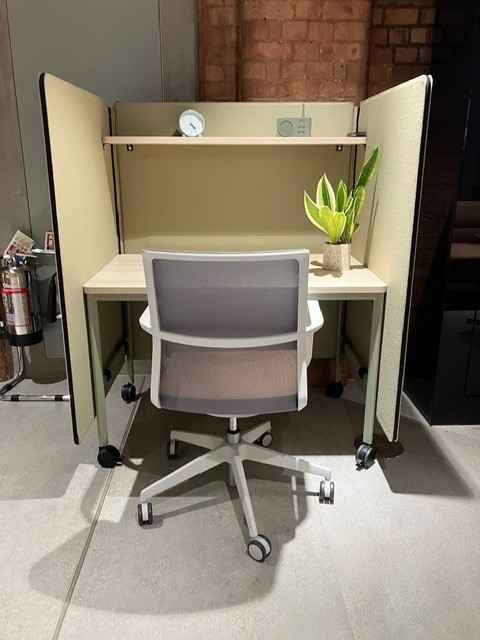 PosturePeopleUK's tweet photo. We were lucky enough to visit Clerkenwell Design event this week. Lot's of beautiful furniture and some new ideas for sprucing up your workspaces! 🧡💜 If you need a lovely new desk, chair or storage - get in touch! https://t.co/9p07nXy2fW