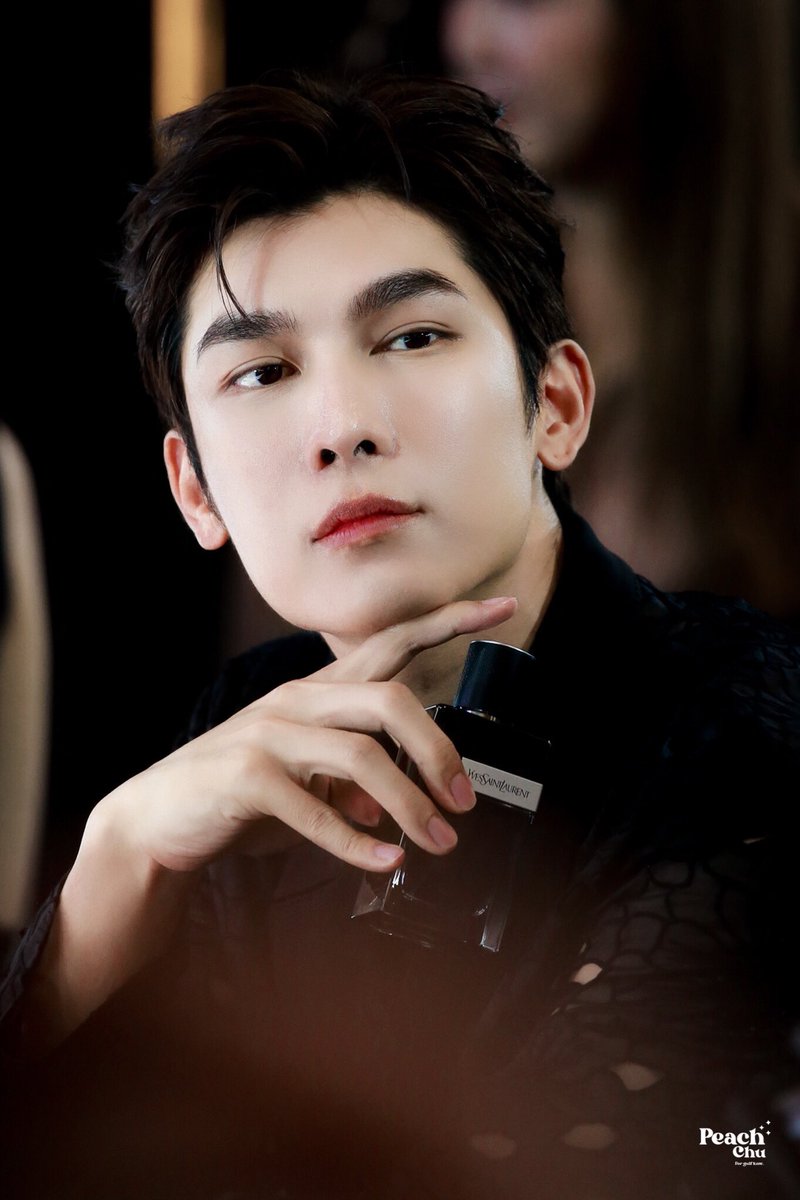 polarlight____'s tweet photo. 230526 MR.M

ไม่ได้เจอกันนานเลยนะ ไปล่ะ อิอิ 

MEW X YSL BEAUTY

#YSLBeautyClubxMEW
@MSuppasit https://t.co/BYnCFwW1jr