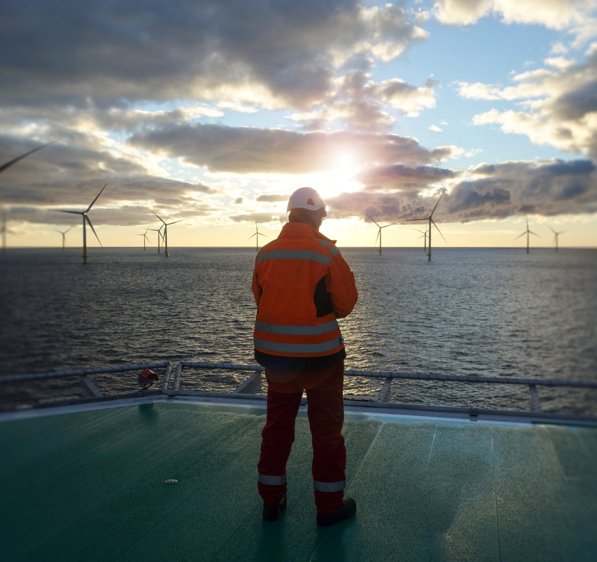 OrangeMarine_'s tweet photo. 📢 On recrute un apprenti ingénieur F/H 👩‍💻👨‍💻

🔎 Il-elle participera et/ou pilotera diverses activités  liées au développement d’@OrangeMarine_ dans le domaine des câbles sous-marins, câbles d’énergies marine et Oil &amp; Gas 🌊🚢⚡️🌐

✍️ https://t.co/ljWaB3HbRG

😉 @orangejobs_fr https://t.co/rPyeKhKR0Q
