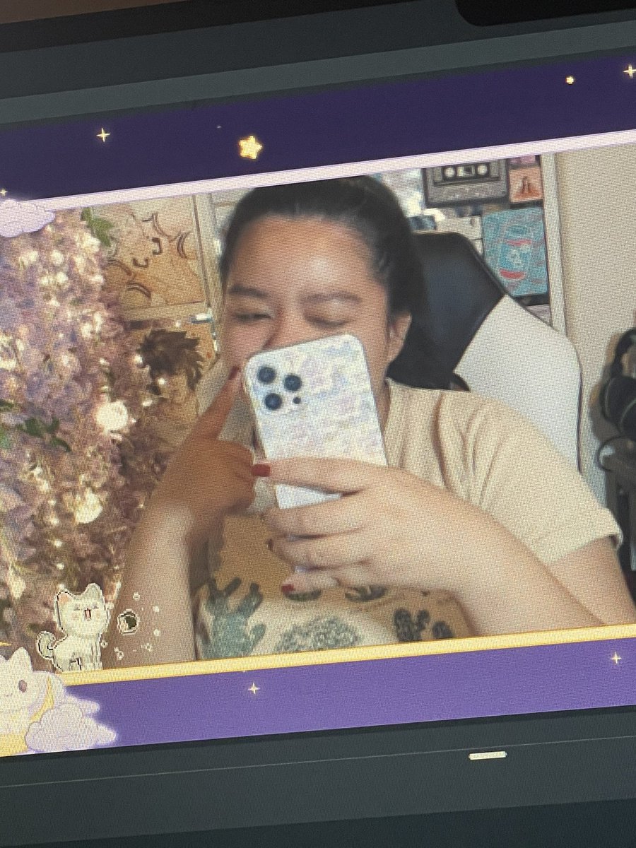 elfaahh_444's tweet photo. Fixed my overlay for in game!! I hope to see you there!
#gameoverlay #twitchstreamer #twitchstream #SmallStreamerCommunity #Sims4 https://t.co/IRurlLSw3X