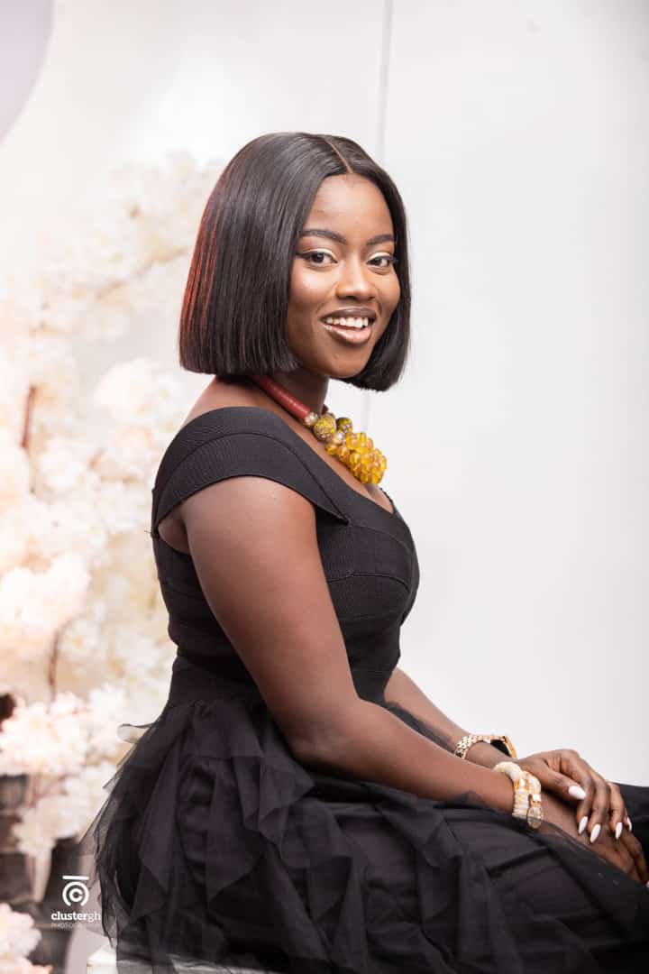 📌To each one, life has something peculiar to teach. So submit yourself to meanders and hurdles of life and acquire the lessons thereof. Only then will you appreciate the bigger purpose. #becontent