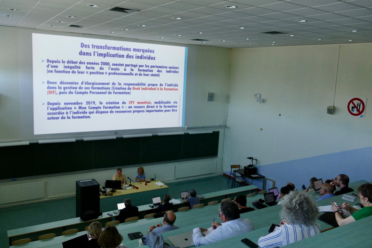 #AGADIUT2023

Pour ce dernier jour, les directeurs travaillent en ateliers :  
• QVCT : redonner du sens au travail
• Mixité et diversité : comment inclure et faire réussir l’ensemble des étudiant·es ?
• Construire une offre de formation répondant aux attentes des salariés