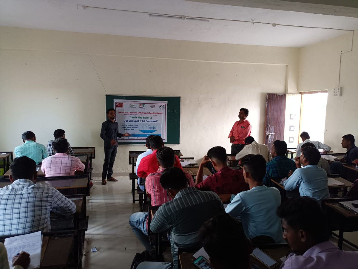 NYKAurangabadMH's tweet image. Jal Chaupal organised in #Waluj Village in #Gangapur block. Lecture and Discussion depicted how to save rain water with active participation of villagers and Youths.
@Nyksindia @NYKS_maha_Goa @DMAurangabadMH @DrBhagwatKarad @ianuragthakur @MoJSDoWRRDGR @YASMinistry @imtiaz_jaleel