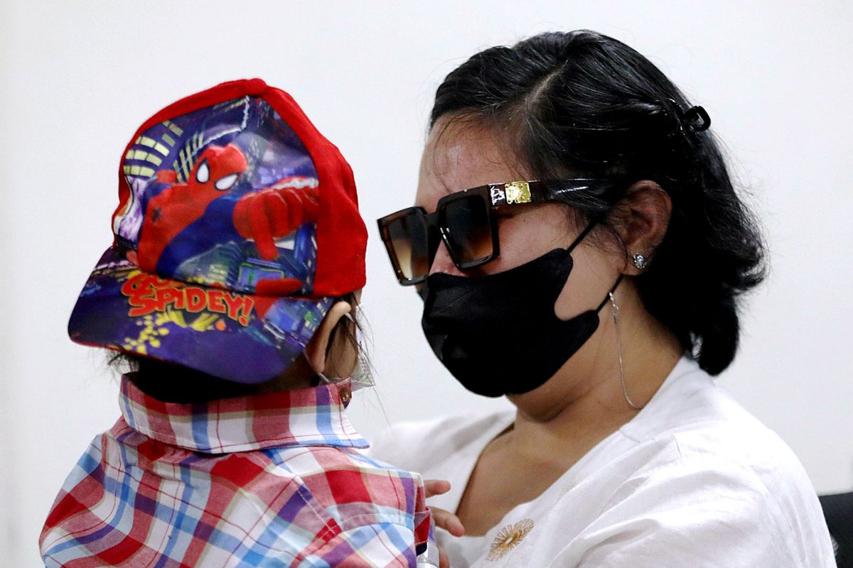 Philippine News Agency on Twitter "SAFE WITH MOM. A 20monthold boy