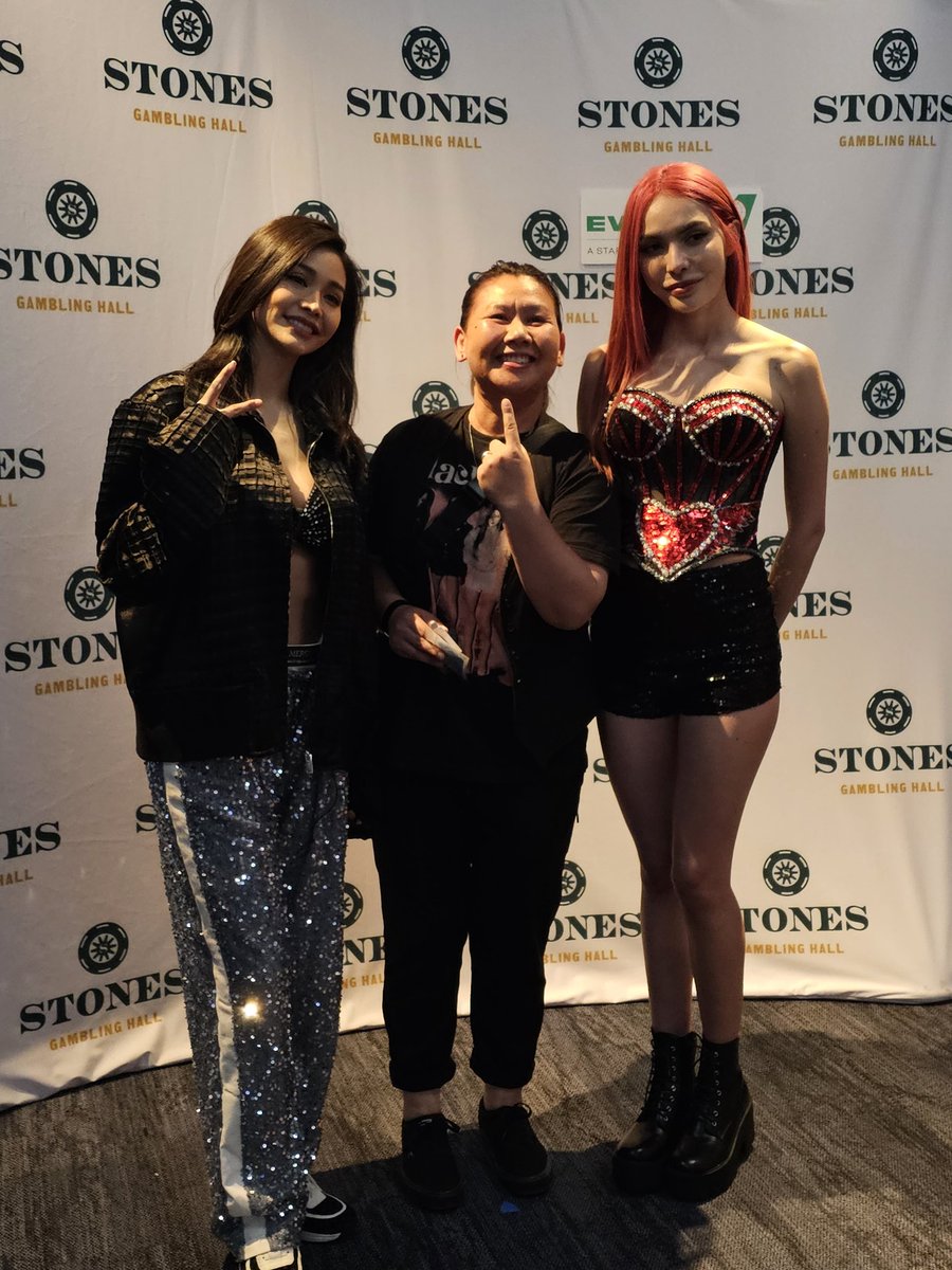 Noyla79's tweet photo. I will never forget this night! What a memorable,over the top,once in a lifetime experience! I will love, support,  and adore you guys forever! 🤍🤍 Lak lak joop joop to my QUEENS  
@EWaraha
@itscharlotty

#ENGLOTOnTourUSA2023
#อิงฟ้ามหาชน #อิงล็อต #EngfaWaraha #CharlotteAustin https://t.co/ExGpwA5RXq