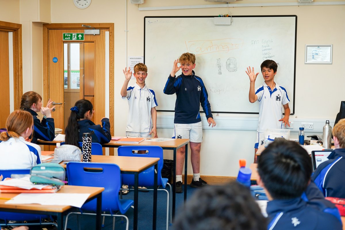 Reigate Grammar School tweet media