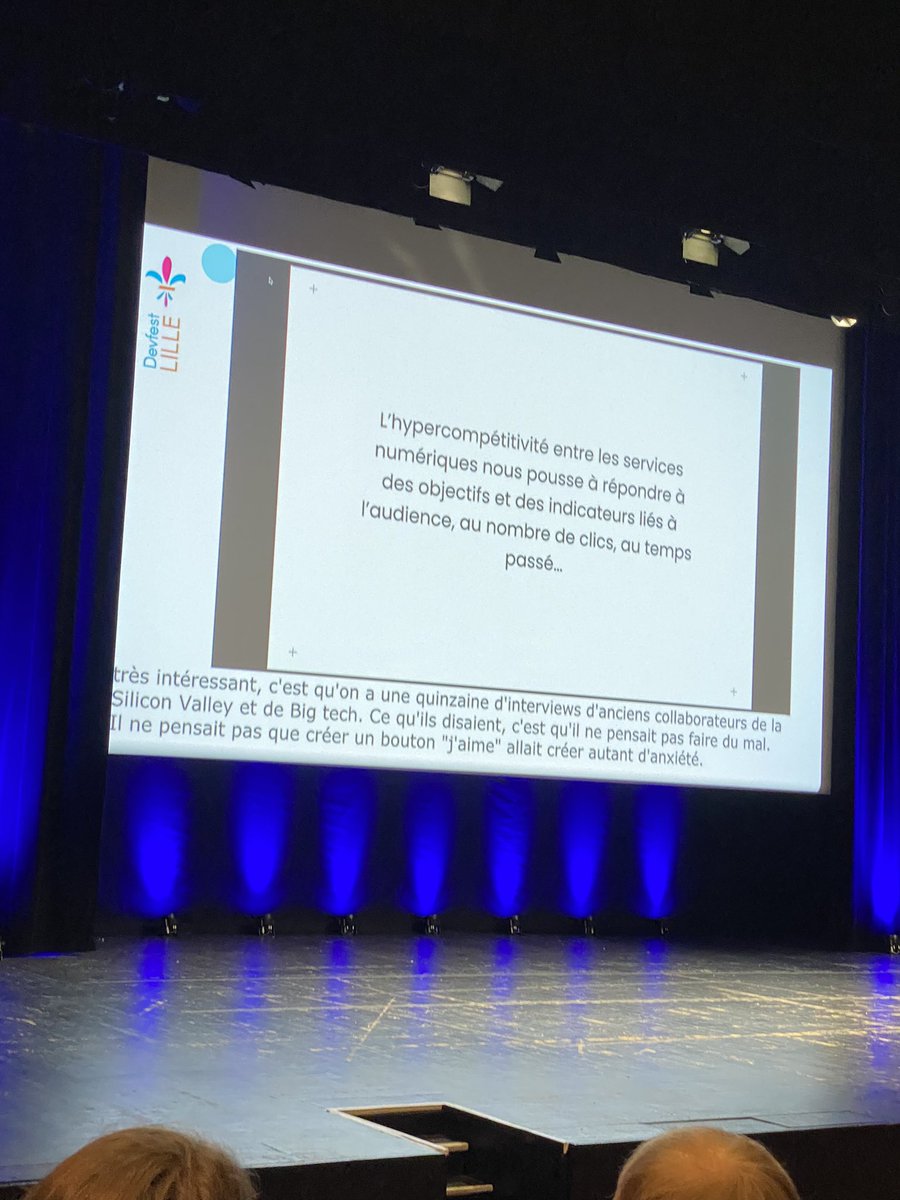 amouliere's tweet photo. Le design de persuasion, d’attention est devenu la norme … #devfestlille https://t.co/qx0FxlPwkM