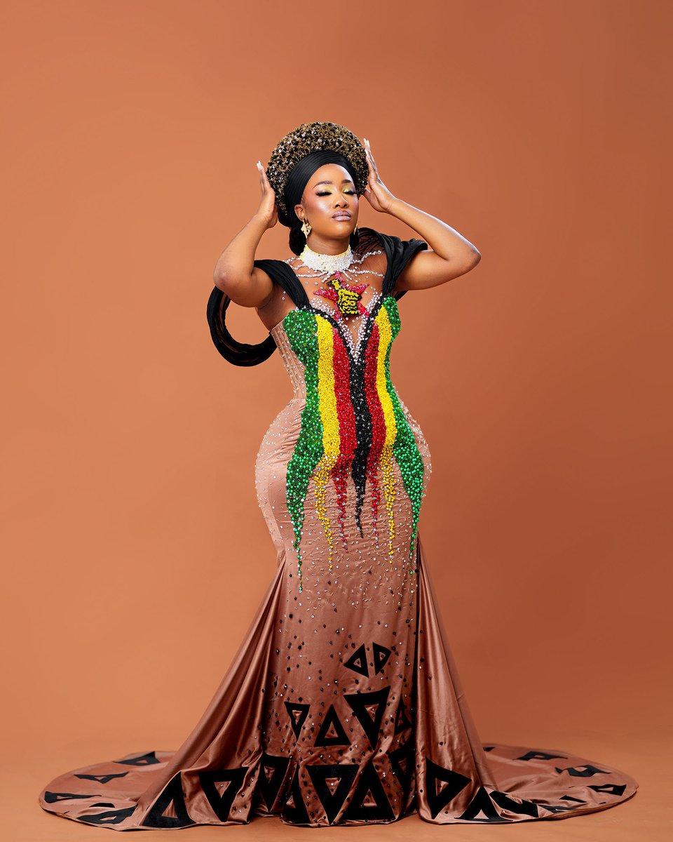 IntlCablesNet's tweet photo. FOCUSED STYLE &amp; CHIC: This easily passes the test for Zimbabwean dress - not that other stuff. We have serious creatives like @sozinio_ taking things to a whole new level. This right here is a masterpiece. 💫 💯 https://t.co/UI062Bu8Oa
