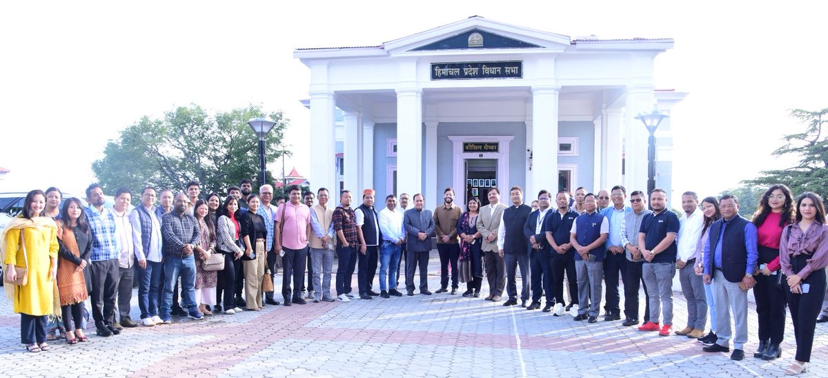 BIPP_ISB's tweet photo. #MLRF #PublicPolicyWorkshopForLegislators
Cohort of #ministers, #legislators, senior officials of Government of #Meghalaya visited #HimachalPradesh Vidhan Sabha in #Shimla. They interacted with Speaker Shri #KuldeepSinghPathania &amp; MLA from #Gagret @iam_chaitanyas.
@PIBShimla https://t.co/0tPxsQxTHh