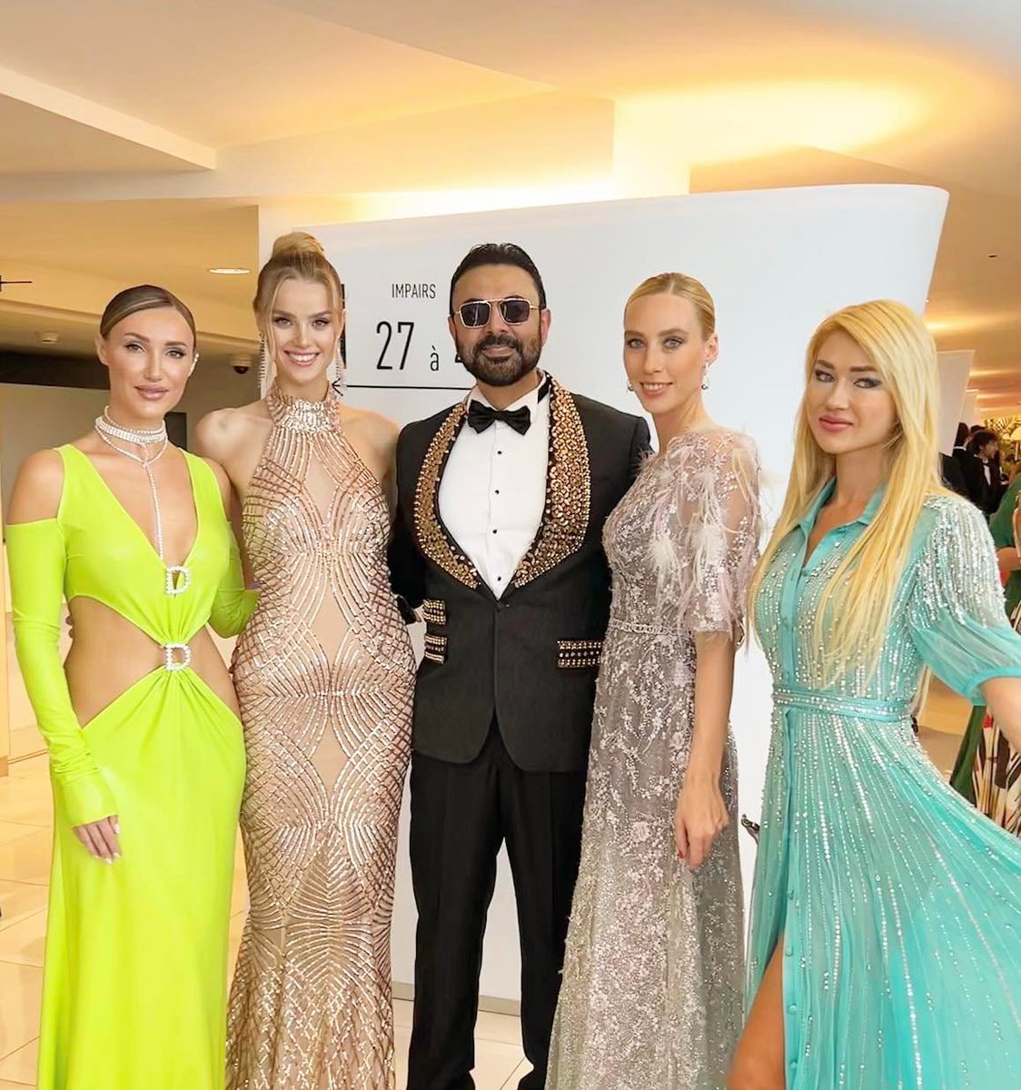 BeirutcomMag's tweet image. محمد كريم على السجادة الحمراء لمهرجان كان لحضور عرض il sole dell&apos;avvenire

 beirutcom.net/301828 

via @BeirutcomMag @mokarimstar #محمد_كريم  #Mohamedkarim #Cannes2023