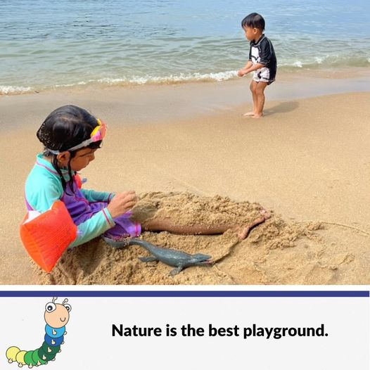 Nature is the best playground.

Luangkan masa bersama dan benarkan mereka bebas bermain.

#beloncas #bermaintanpagajet #playislearning #playmatters #smarparenting