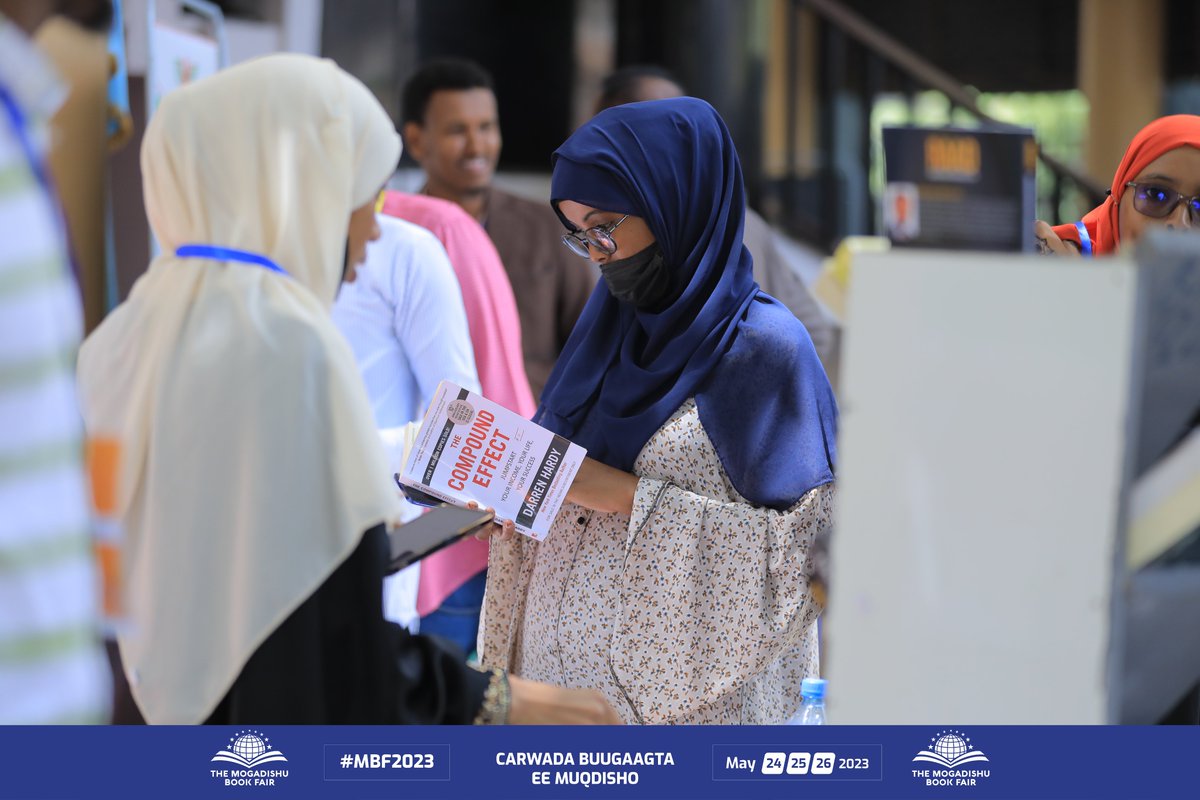 MogBF's tweet photo. The #MBF2023 is a celebration of storytelling, knowledge, and the sheer joy of reading. It’s the THIRD day straight and the strong showing of enthusiastic readers has yet to lose steam here at the 7th Mogadishu Book Fair. https://t.co/9QU6zKXom3