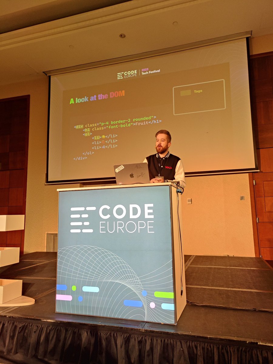 palmiak_fp's tweet image. Listening to @themarcba talking about Virtual DOM. I had a chance to listen to this talk before, but now he has more time ☺️

#codeeurope23