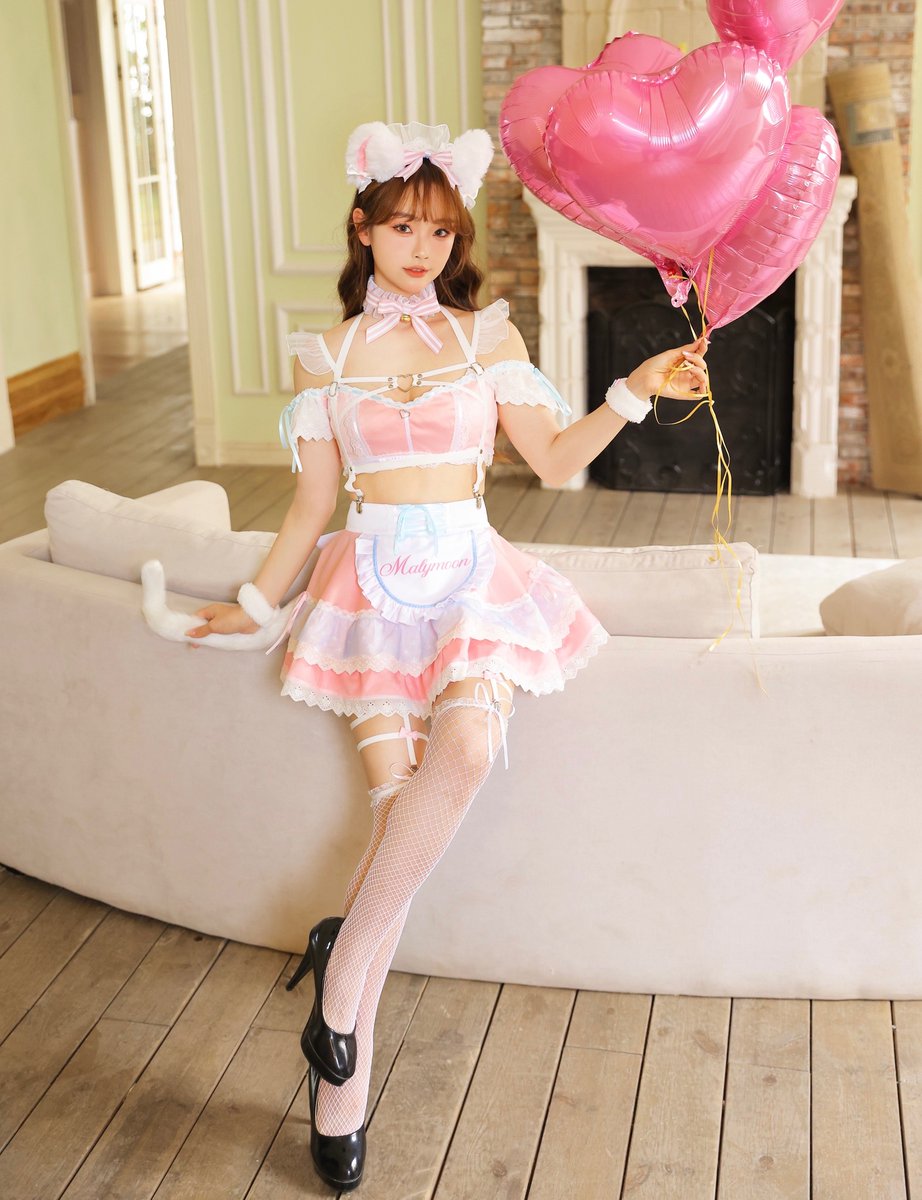 Malymoon Maid Collection【30/31】
⁡
5月は'毎日'新作メイドが登場！
さらにフォロー＆RTで新作メイドを
毎日1名様に #プレゼント ♡
⁡
▶︎Today's maid
#maid31 No.30
ネコ耳ハーネスパステルメイド
⁡
▶︎キャンペーン応募〆切
6/2(金)18時まで

malymoon-costume.com//view/item/000…