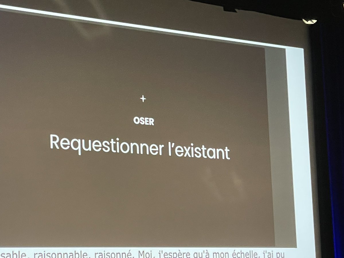 MaximeLenne's tweet photo. “Nous sommes les garde-fous du numérique étique et utile. Le but, c'est de concevoir un numérique dont le visage est responsable, raisonnable, raisonné.” #devfestlille https://t.co/7gU9UysGGi