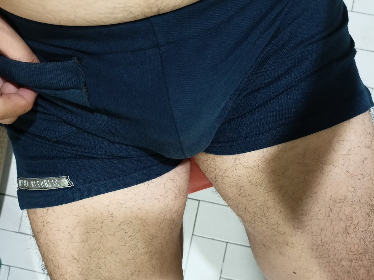 vladerist's tweet photo. Conversion is the way to go. Upcycling / repurposing an old polo shirt and making it into this simple shorts with both single front and back pockets to make it a little extra. #hugotrepublic l https://t.co/E4mUU3JdEu