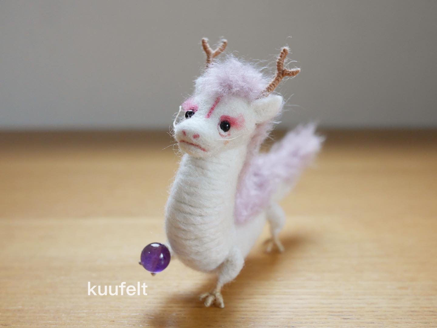 羊毛フェルト 白龍 干支 辰年 白龍 竜 龍 幻獣 神龍 最強の風水 ドラゴン アート